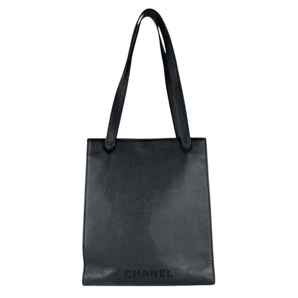 CHANEL Black Leather Shoulder Bag